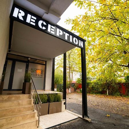 Bucharest Airport Accomodation Apart otel Otopeni Dış mekan fotoğraf