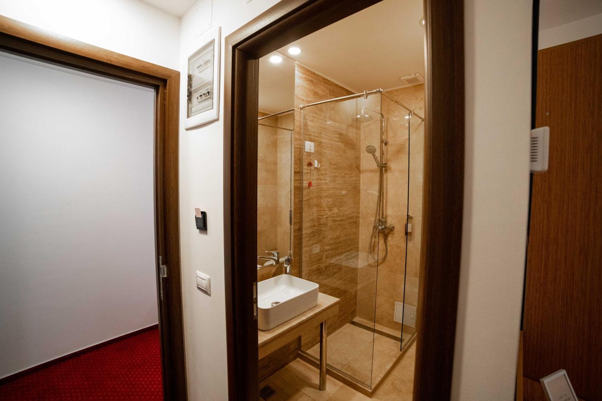 Bucharest Airport Accomodation Apart otel Otopeni Dış mekan fotoğraf